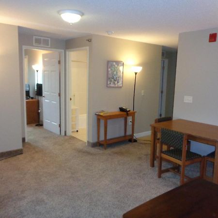 Riverview Suites Apartments Rochester Bagian luar foto