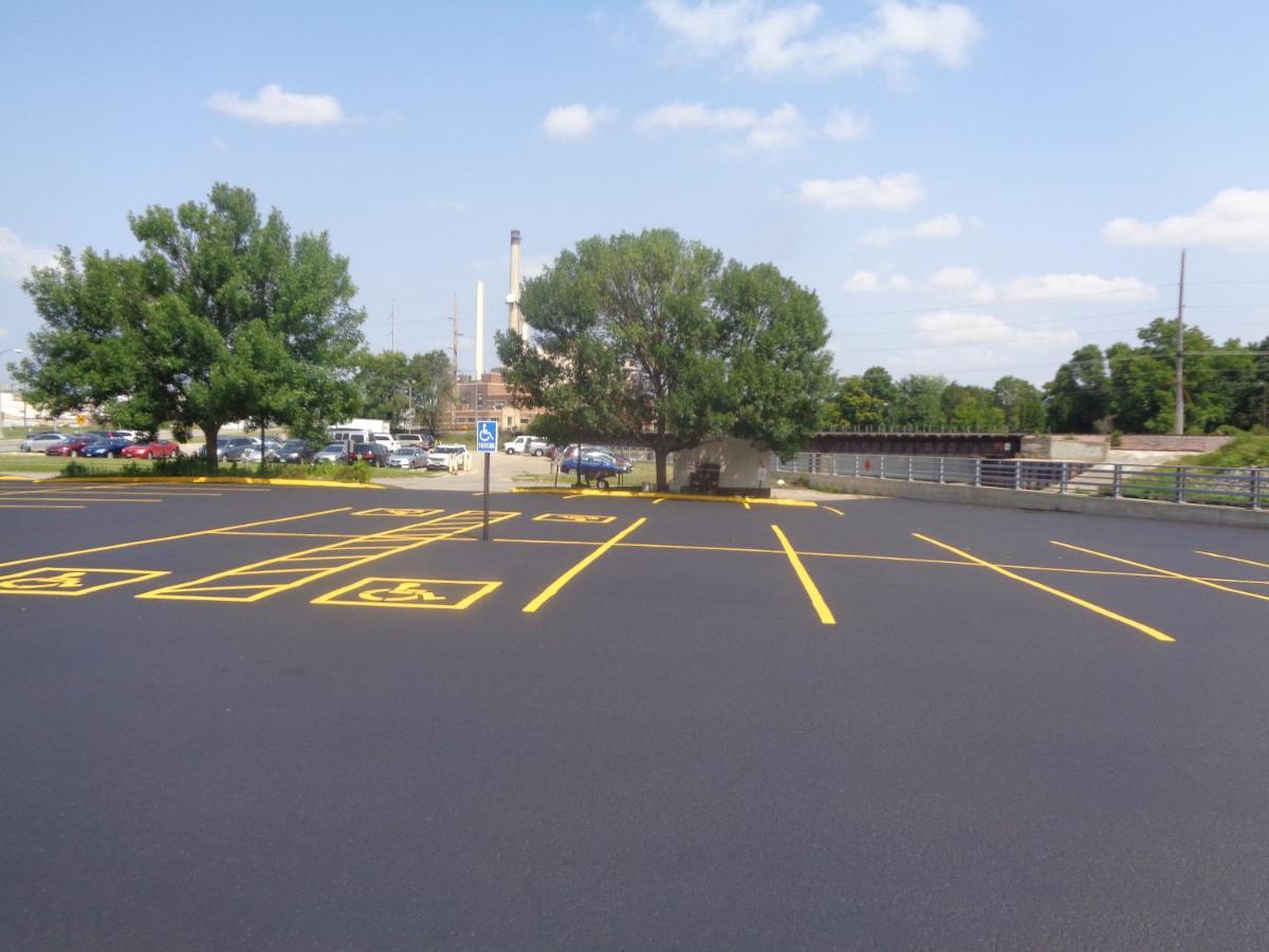Riverview Suites Apartments Rochester Bagian luar foto
